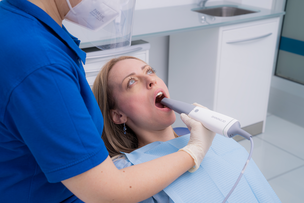 Aoralscan 3 Intraoral Scanner